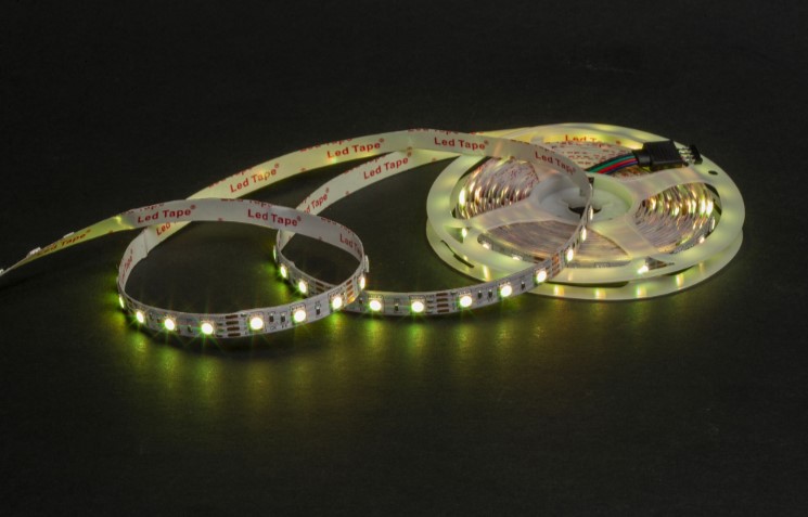 NOAS 5050 İç Mekan RGB LED Şerit YL50-5009 12V 60 LED/m Renk Değiştiren RGB Şerit