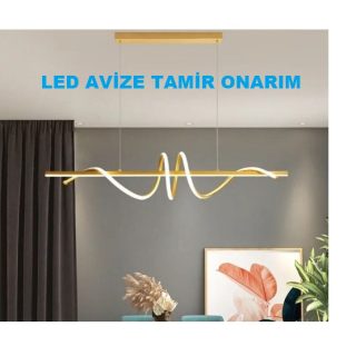 Kumandalı LED avize modellerinin tamir edildiği servis görseli